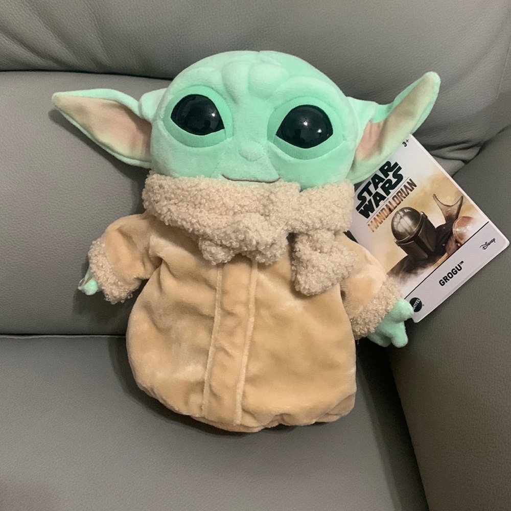 NWT Grogu Mandalorian Star Wars Plush Toy